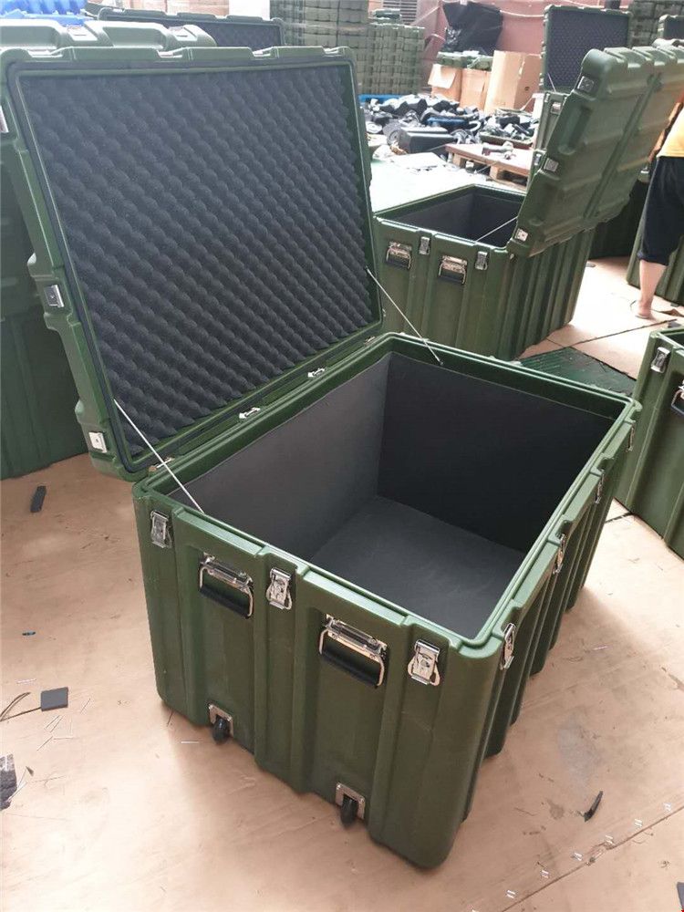河北军用器材装备箱/军绿色滚塑包装箱/806060抗老化塑料箱