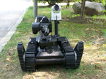 女博士战场扫雷：安防机器人的技术必须由我们掌握