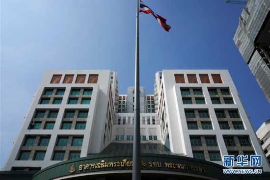 泰国曼谷一军用医院发生爆炸致25人受伤