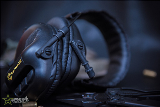 是时候给你的耳朵一个保护——EARMOR M31战术拾音耳机(组图)